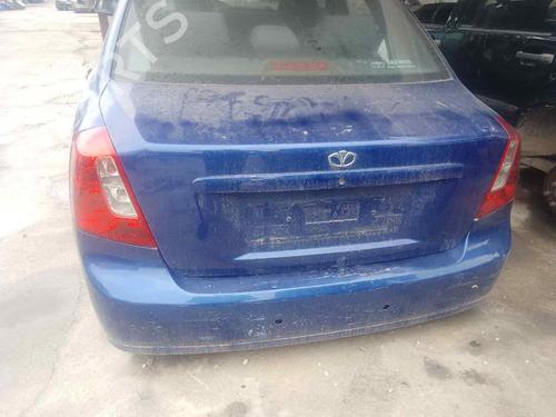 Used Rear axle DAEWOO NUBIRA (J100) 1.6 16V (106 hp) 28460411