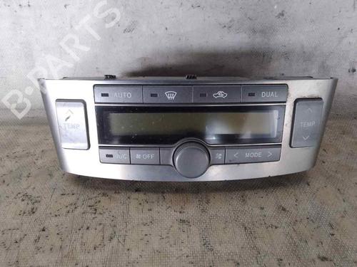 Used Climate control TOYOTA AVENSIS Saloon (_T25_) [2003-2008]  26474415