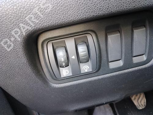 Used Headlight switch RENAULT KADJAR (HA_, HL_) 1.5 dCi 110 (HLA3) (110 hp) 30641886