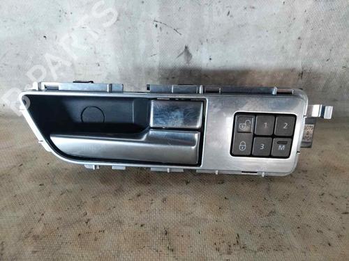 Maniglia interna anteriore destra LAND ROVER RANGE ROVER SPORT I (L320) 3.0 D 4x4 (245 hp) 28466384