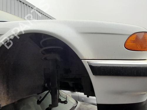 Forskærm Højre BMW 7 (E38) 730 d (184 hp) 32736316