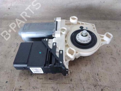 Right rear window motor VW TOURAN (1T1, 1T2) 2.0 TDI | BP26471973E22 
