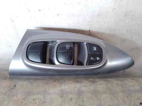 Used Left front window switch NISSAN JUKE (F15) [2010-2019]  26479336