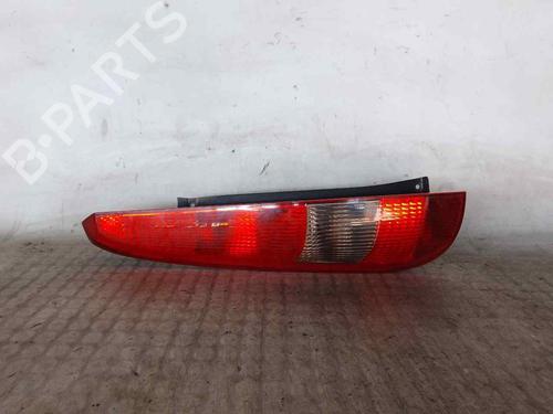 Used Left taillight FORD FIESTA V (JH_, JD_) 1.4 TDCi (68 hp) 26472351