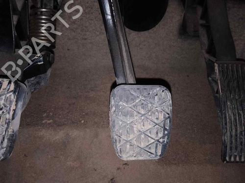 Used Break pedal MERCEDES-BENZ B-CLASS Sports Tourer (W245) [2005-2011]  28467889