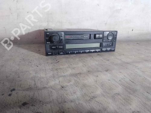 Used Radio VW SHARAN (7M8, 7M9, 7M6) 1.9 TDI (110 hp) 26478625