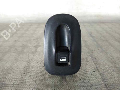 Used Right front window switch PEUGEOT 306 (7B, N3, N5) [1993-2003]  28123272