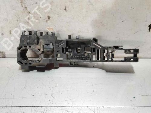 front-left-exterior-door-handle-renault-megane-ii-saloon-lm01_-2003-33906611 main image