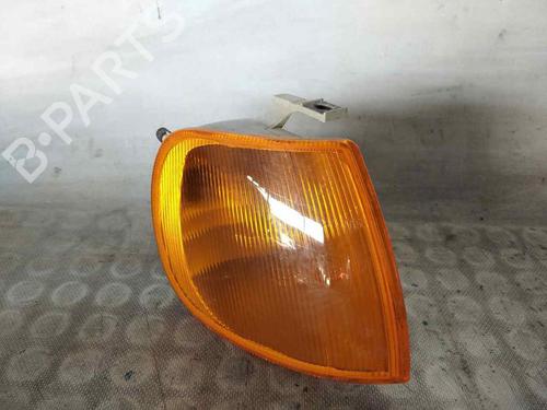 Used Right front indicator VW POLO III (6N1) 60 1.4 (60 hp) 26466640