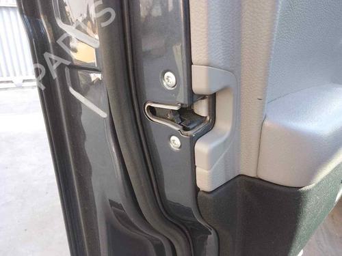 Used Front left lock MERCEDES-BENZ C-CLASS (W204) C 200 Kompressor (204.041) (184 hp) 28469888