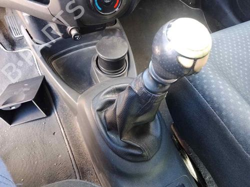 Used Gear lever TOYOTA YARIS (_P9_) 1.33 VVT-i (NSP90_, NSP90R) (100 hp) 28458190