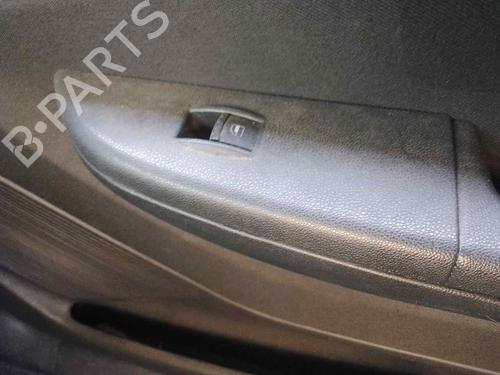 Interrupteur de vitre avant droite SKODA FABIA I (6Y2) [1999-2008]  28469540