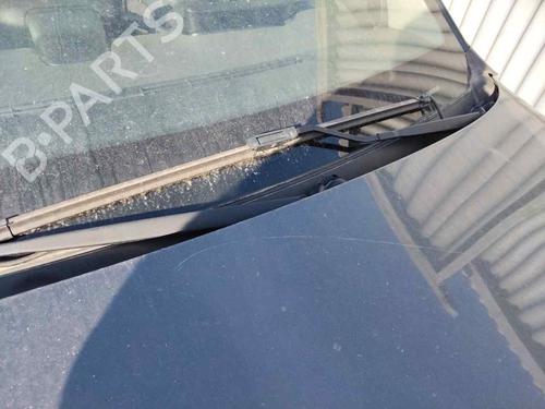 Used Front windshield wiper arm CITROËN C4 CACTUS 1.6 BlueHDi 100 (99 hp) 29185588