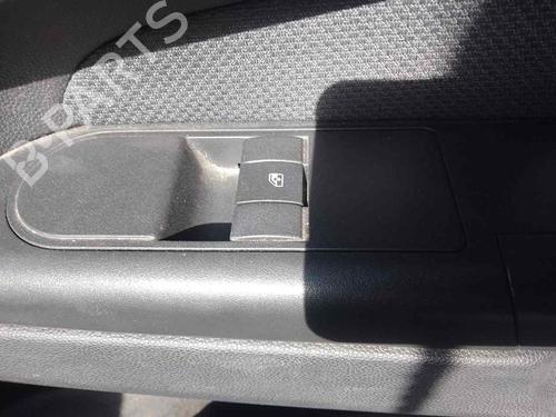 Used Right front window switch OPEL ZAFIRA / ZAFIRA FAMILY B (A05) [2005-2019]  28461553