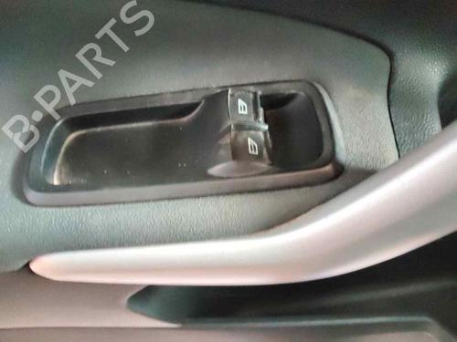 Interrupteur de vitre avant gauche FORD FIESTA VI (CB1, CCN) 1.4 TDCi (70 hp) 29447158