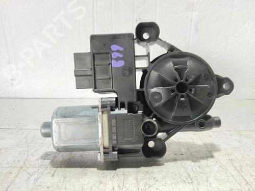 Used Right rear window motor Right rear window motor VW POLO VI (AW1, BZ1, AE1) 1.0 TSI (95 hp) 34472940 34472940