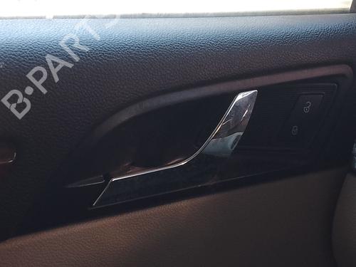Venstre fortil invendig håndtag SKODA SUPERB II (3T4) 2.0 TDI 16V (140 hp) 32234263