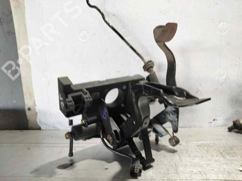 Used Break pedal Break pedal MG MG ZT 2.0 CDTi (131 hp) 28458658 28458658