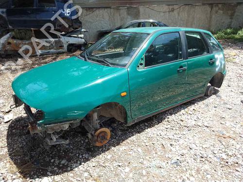 Left taillight SEAT IBIZA II (6K1) 1.4 i | BP26469083C34 