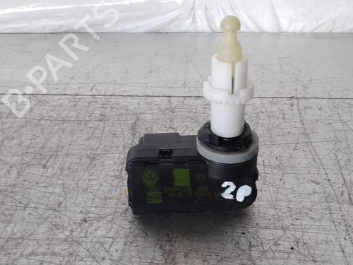 headlight-adjuster-motor-seat-leon-5f1-2012-2013-2014-2015-2016-2017-2018-2019-2020-2021-37423517 main image