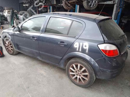 Used Right rear shock absorber OPEL ASTRA H (A04) [2004-2014]  28470353