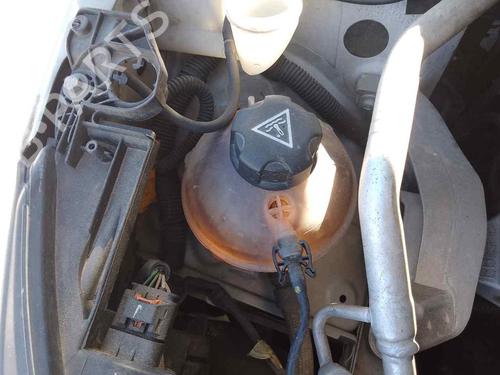 Used Expansion tank PEUGEOT 308 SW II (LC_, LJ_, LR_, LX_, L4_) 1.2 THP 130 (131 hp) 28457380