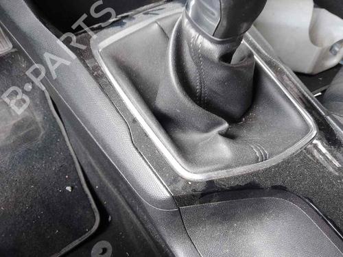 Used Gear lever PEUGEOT 308 II (LB_, LP_, LW_, LH_, L3_) [2013-2021]  28463617