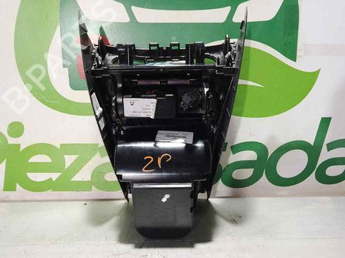 Middle console MERCEDES-BENZ A-CLASS (W176) A 200 CDI / d (176.008) | BP31800063I22