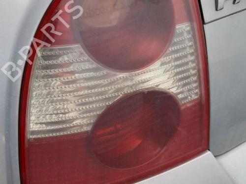 Farolim esquerdo VW PASSAT B5.5 (3B3) [2000-2005]  32348248