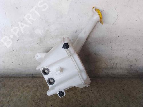 Behälter Scheibenwaschanlage für TOYOTA YARIS (_P13_) 1.5 (NSP131_) (112 hp) 26476570