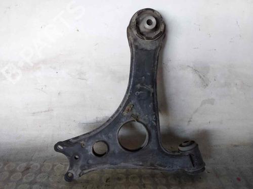 Used Right front suspension arm MERCEDES-BENZ A-CLASS (W168) A 140 (168.031, 168.131) (82 hp) 26473380