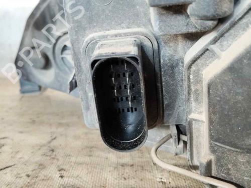 Right headlight FORD FOCUS I (DAW, DBW) 1.6 16V | BP29745039C29