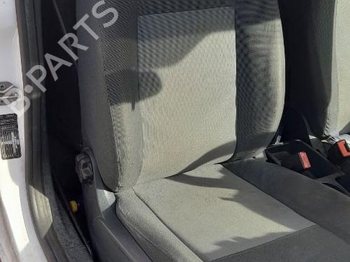 Sedile anteriore destro FORD FIESTA VI (CB1, CCN) 1.4 TDCi (70 hp) 32300115