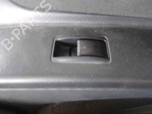 Used Right front window switch TOYOTA COROLLA Verso (ZER_, ZZE12_, R1_) 2.2 D-4D (AUR10_, AUR10R) (136 hp) 28460545
