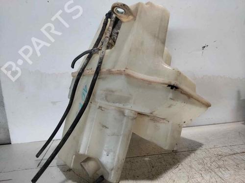 Used Windscreen washer tank Windscreen washer tank VOLVO XC90 I (275) D5 AWD (163 hp) 34126253 34126253
