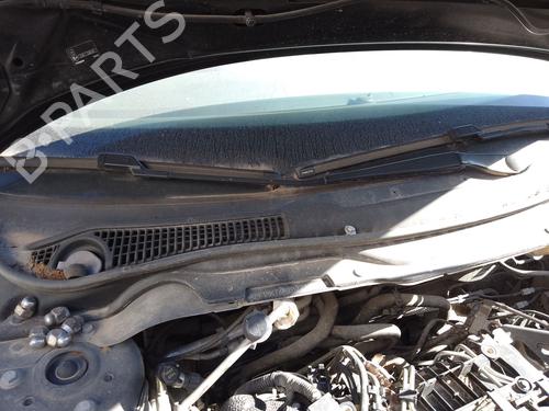 Used Front windshield wiper arm Front windshield wiper arm VOLVO C30 (533) 1.6 D (109 hp) 36566055 36566055