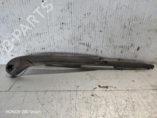 rear-windshield-wiper-arm-renault-clio-iii-br01-cr01-2005-2006-2007-2008-2009-2010-2011-2012-2013-2014-28464036 main image