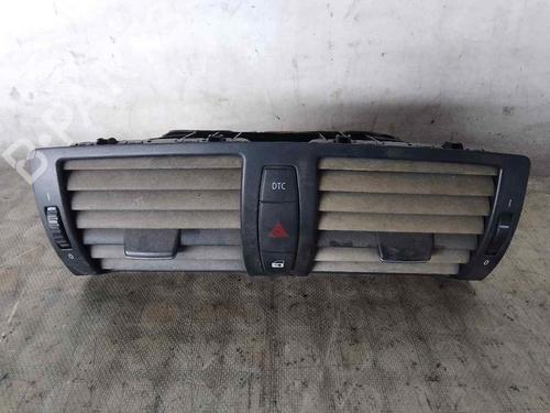 Luftventilen BMW 1 (E87) 118 d (143 hp) 26476988