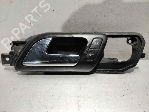 Used Front left interior door handle VW POLO IV (9N_, 9A_) 1.4 TDI (70 hp) 32070970