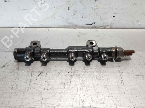 Used Injection rail Injection rail PEUGEOT 208 I (CA_, CC_) [2012-2021] 33118951 33118951