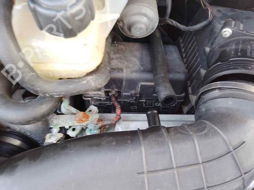 Sikringsdåse RENAULT ESPACE IV (JK0/1_) 3.0 dCi (JK0E, JK0Y) (181 hp) 28468140