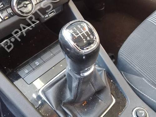 Used Gear lever Gear lever SKODA OCTAVIA III (5E3, NL3, NR3) [2012-2021] 40153264 40153264