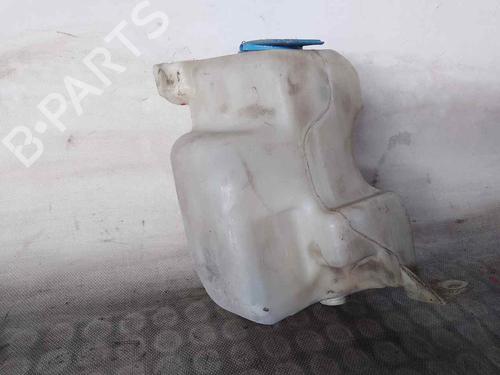 Used Windscreen washer tank VW GOLF IV (1J1) [1997-2008]  26469337