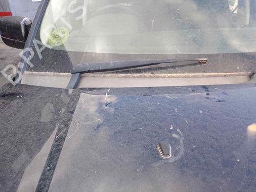 Used Front windshield wiper arm LAND ROVER RANGE ROVER SPORT I (L320) 3.0 D 4x4 (245 hp) 28466373