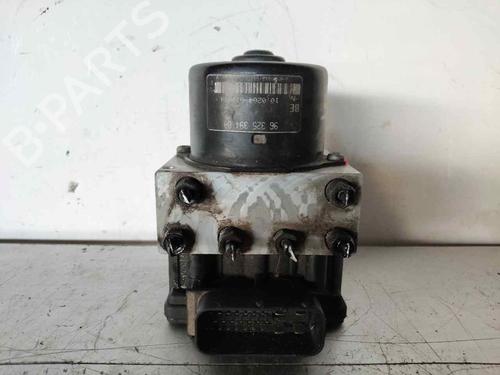 Pompe ABS PEUGEOT 206 CC (2D) 2.0 S16 (136 hp) 32134382