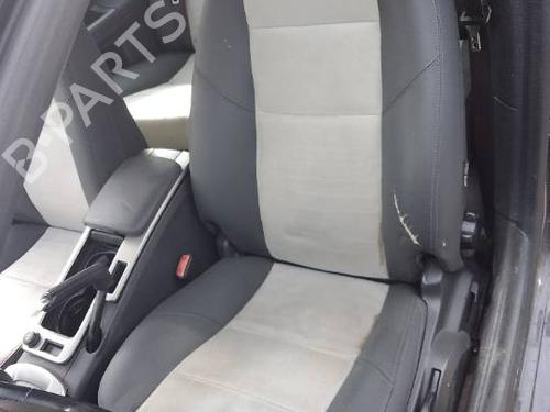 Used Left front seat Left front seat VOLVO C30 (533) D5 (180 hp) 39690635 39690635