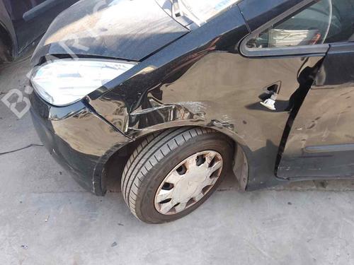 Używane Zacisk hamulca przedniego lewego MITSUBISHI COLT VI (Z3_A, Z2_A) 1.1 (Z31A, Z32A) (75 hp) 28455679