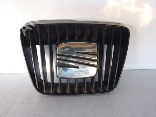 Used Grille Grille 39398900 39398900
