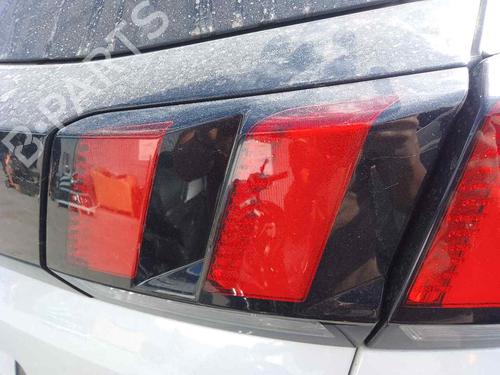 Used Right tailgate light PEUGEOT 3008 II SUV (MC_, MR_, MJ_, M4_) 2.0 BlueHDi 150 (MJAHXH, MJAHXV, MJAHXG, MJAHSH, MJAHRH,... (150 hp) 28463140