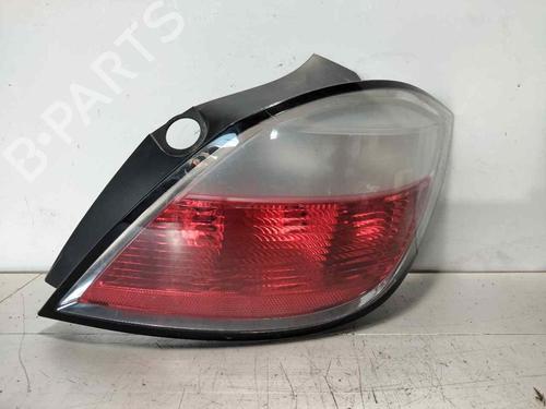 right-taillight-opel-astra-h-a04-2004-2005-2006-2007-2008-2009-2010-2011-2012-2013-2014-32172260 main image